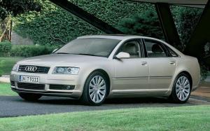 Audi A8 3.7 Quattro 2003 года